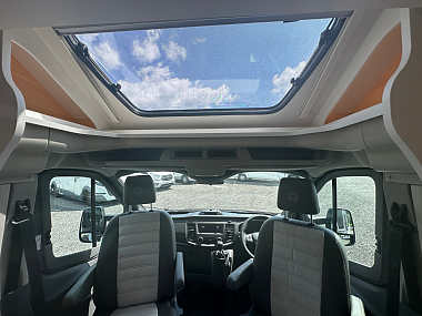  2024-sunlight-t670s-adventure-edition-su5054-30.jpg