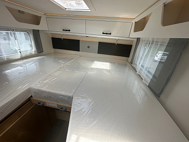  2024-sunlight-t670s-adventure-edition-su5054-40.jpg
