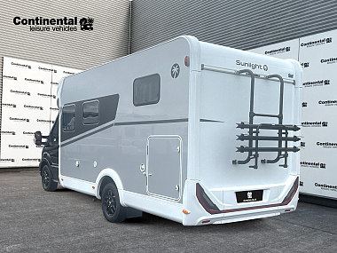  2024-sunlight-t670s-motorhome-for-sale-3.jpg