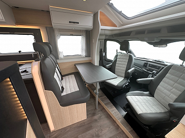  2024-sunlight-t670s-motorhome-for-sale-su5083-14.jpg