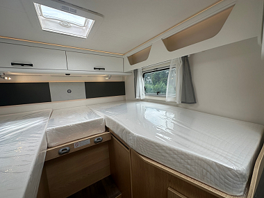  2024-sunlight-t670s-motorhome-for-sale-su5083-39.jpg