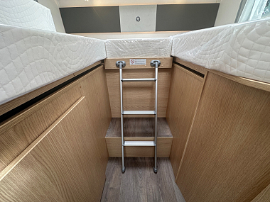  2024-sunlight-t670s-motorhome-for-sale-su5083-42.jpg