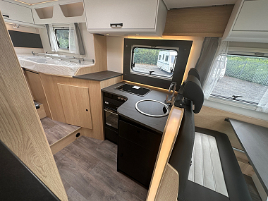  2024-sunlight-t670s-motorhome-for-sale-su5083-49.jpg