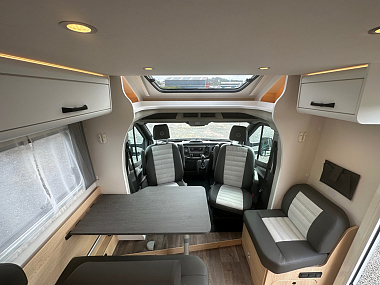  2024-sunlight-t690-l-adventure-edition-for-sale-su5071-33.jpg