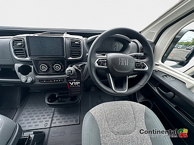  2025-autotrail-expedition-66-for-sale-at5241-12.jpg