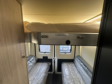 2025-autotrail-expedition-67-flex-for-sale-at5164-48.jpg