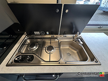 2025-autotrail-expedition-67-for-sale-at5191-19.jpg
