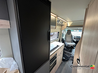  2025-autotrail-expedition-67-for-sale-at5191-35.jpg