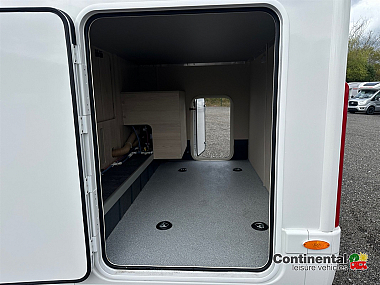  2025-autotrail-expedition-c73-for-sale-at5222-19.jpg