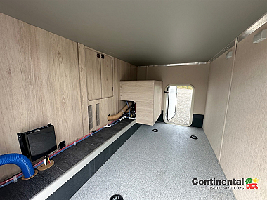  2025-autotrail-expedition-c73-for-sale-at5222-21.jpg