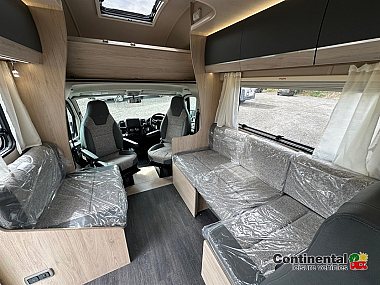  2025-autotrail-expedition-c73-for-sale-at5222-24.jpg