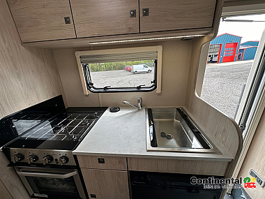  2025-autotrail-expedition-c73-for-sale-at5222-37.jpg