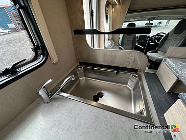  2025-autotrail-expedition-c73-for-sale-at5222-38.jpg