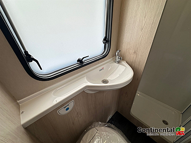  2025-autotrail-expedition-c73-for-sale-at5222-65.jpg