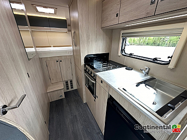  2025-autotrail-expedition-c73-for-sale-at5222-73.jpg