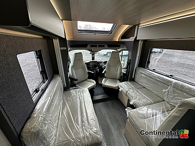  2025-autotrail-f-line-f60-for-sale-at5206-16.jpg