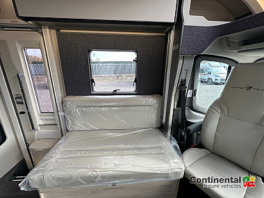  2025-autotrail-f-line-f60-for-sale-at5206-18.jpg