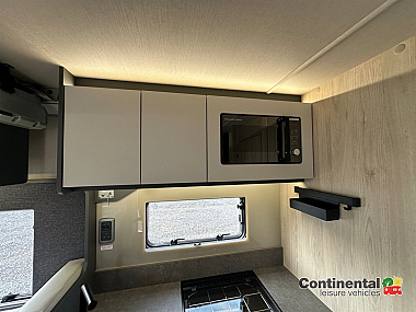  2025-autotrail-f-line-f60-for-sale-at5206-23.jpg