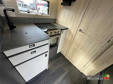  2025-autotrail-f-line-f60-for-sale-at5206-36.jpg