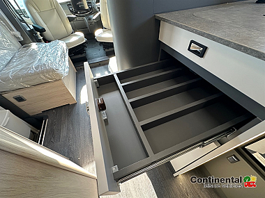  2025-autotrail-f-line-f70-for-sale-at5212-29.jpg
