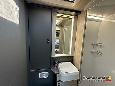  2025-autotrail-f-line-f70-for-sale-at5212-58.jpg