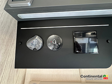  2025-autotrail-f-line-f70-for-sale-at5212-62.jpg
