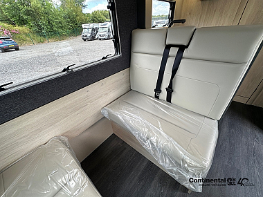  2025-autotrail-f60-for-sale-at5247-20.jpg