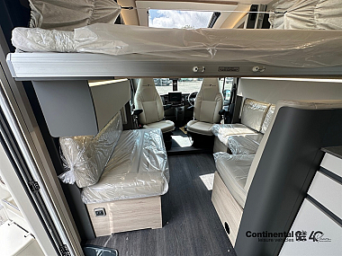  2025-autotrail-f60-for-sale-at5247-43.jpg
