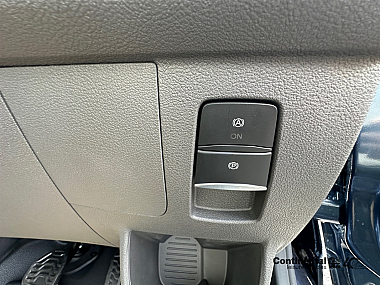  2025-autotrail-f60-for-sale-at5247-48.jpg