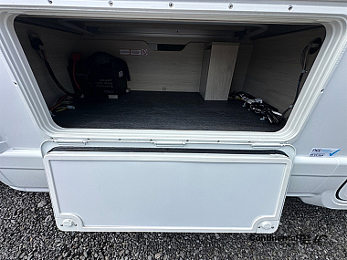  2025-autotrail-f60-for-sale-at5247-58.jpg