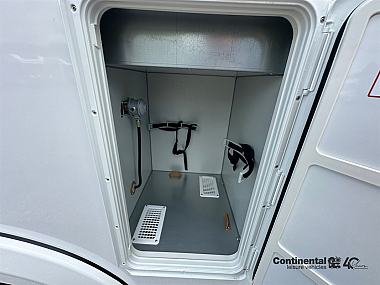  2025-autotrail-f60-for-sale-at5247-63.jpg
