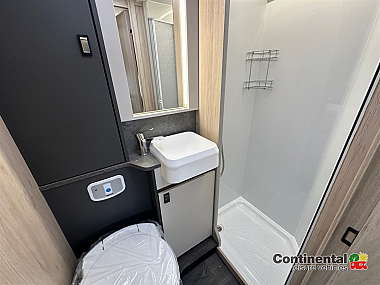  2025-autotrail-f62-for-sale-at5239-27.jpg