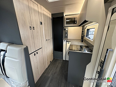  2025-autotrail-f62-for-sale-at5239-51.jpg