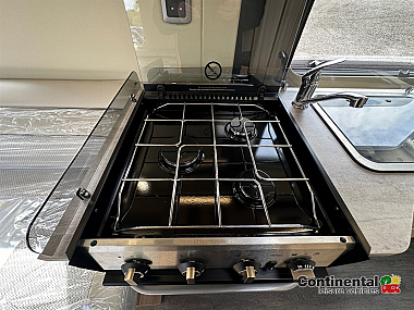  2025-autotrail-v-line-610-se-for-sale-at5221-20.jpg