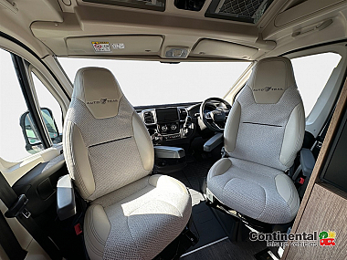  2025-autotrail-v-line-610-sport-for-sale-at5213-15.jpg