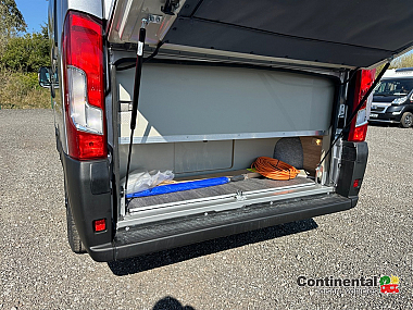  2025-autotrail-v-line-610-sport-for-sale-at5213-16.jpg