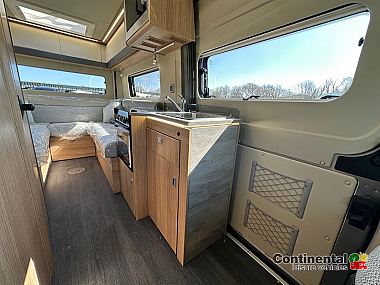  2025-autotrail-v-line-610-sport-for-sale-at5213-19.jpg