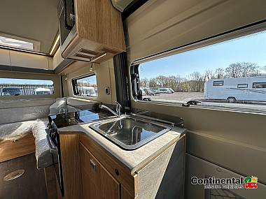  2025-autotrail-v-line-610-sport-for-sale-at5213-20.jpg