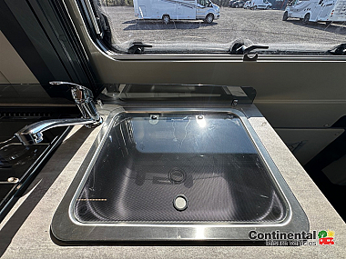  2025-autotrail-v-line-610-sport-for-sale-at5213-22.jpg