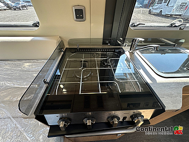  2025-autotrail-v-line-610-sport-for-sale-at5213-24.jpg
