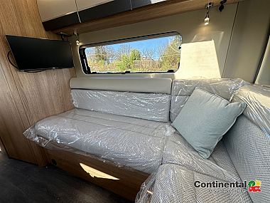 2025-autotrail-v-line-610-sport-for-sale-at5213-44.jpg