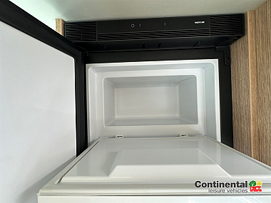  2025-autotrail-v-line-610-sport-for-sale-at5213-63.jpg
