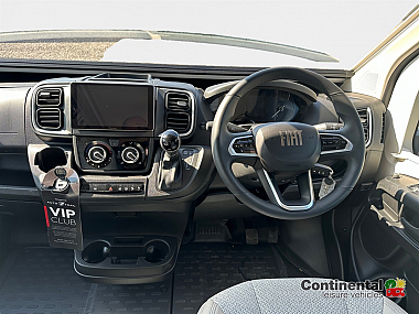  2025-autotrail-v-line-610-sport-for-sale-at5213-9.jpg