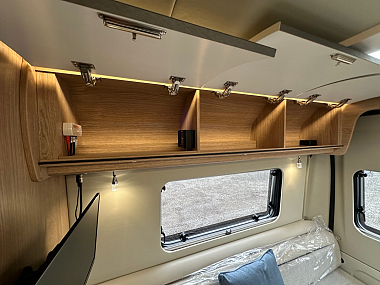  2025-autotrail-v-line-635-se-for-sale-at5200-38.jpg