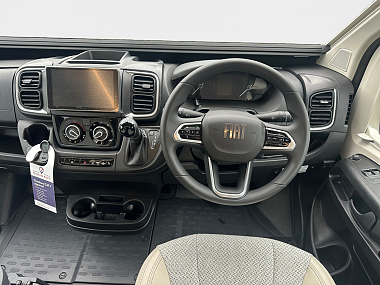  2025-autotrail-v-line-635-se-for-sale-at5200-9.jpg
