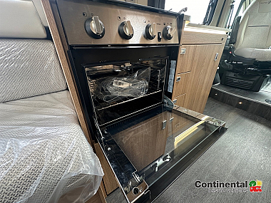  2025-autotrail-v-line-635-sport-for-sale-at5242-29.jpg