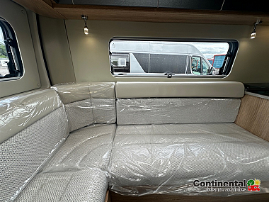  2025-autotrail-v-line-635-sport-for-sale-at5242-38.jpg
