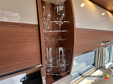  2025-carthago-c-line-i-49-le-l-for-sale-ca5210-24.jpg