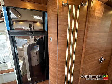  2025-carthago-c-line-i-49-le-l-for-sale-ca5210-37.jpg