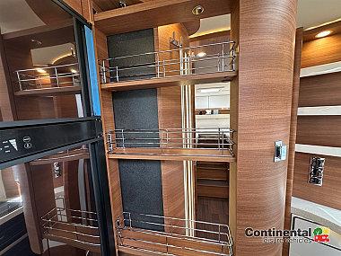  2025-carthago-c-line-i-49-le-l-for-sale-ca5210-38.jpg